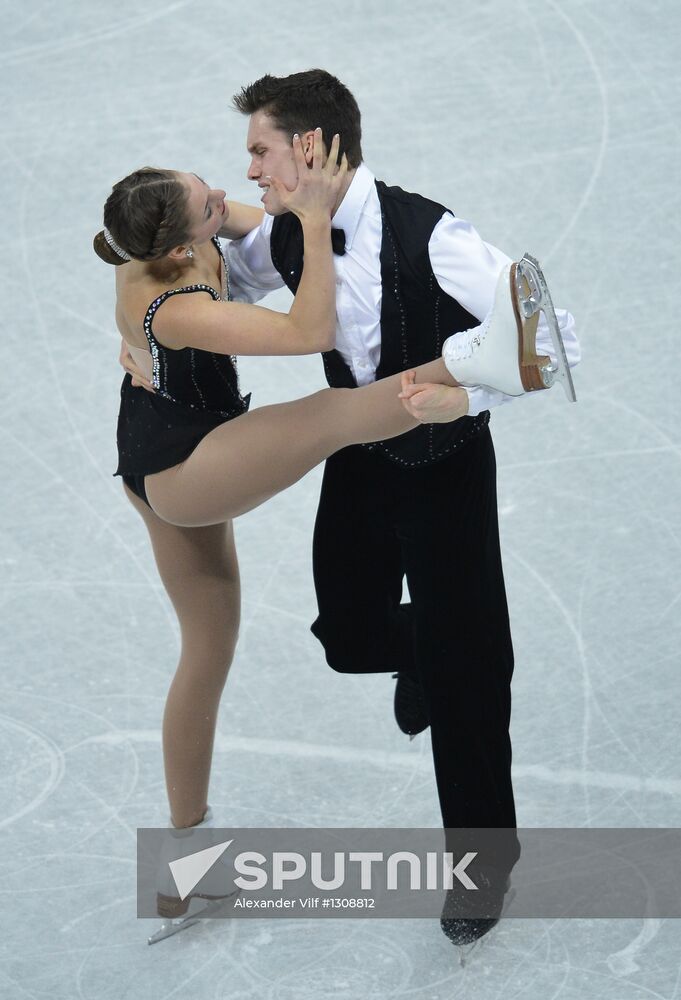 Figure Skating. Junior Grand Prix Final. Pairs