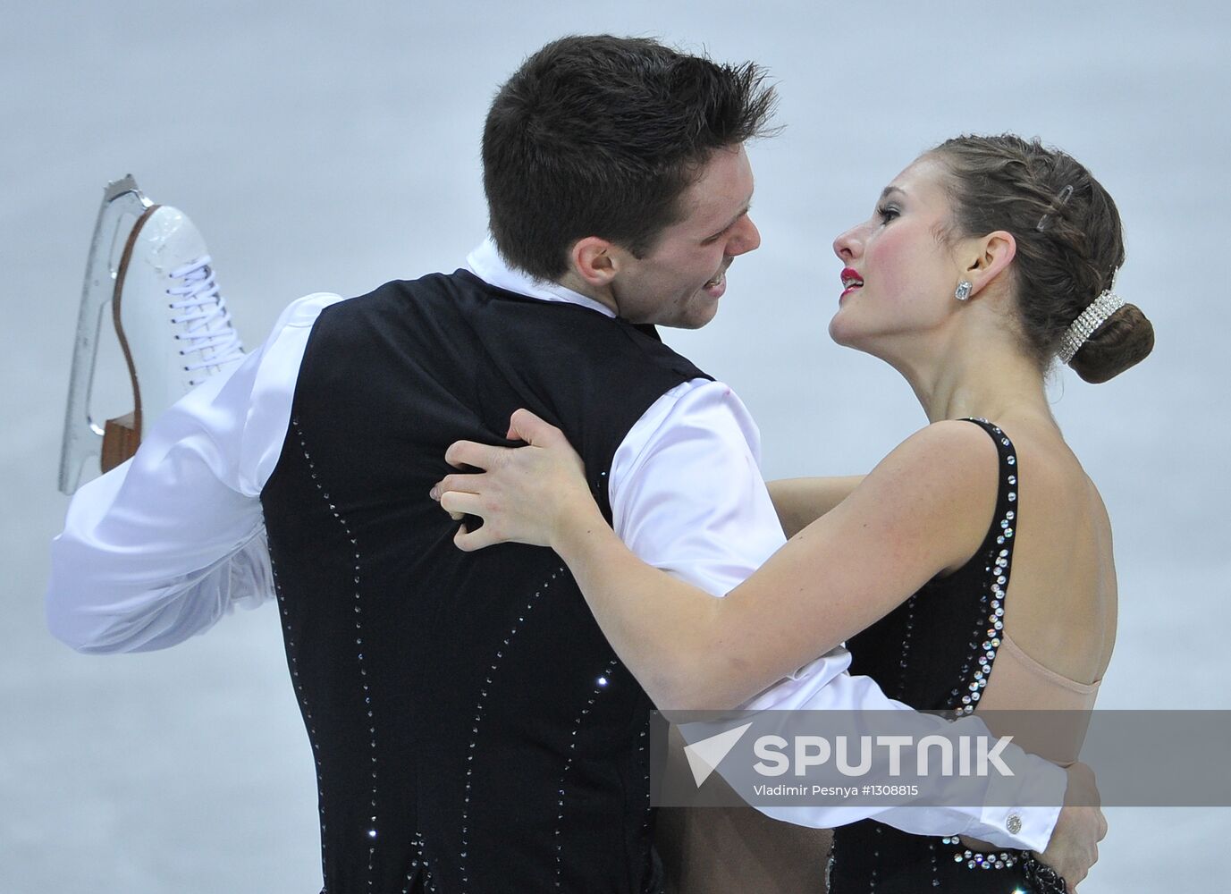 Figure Skating. Junior Grand Prix Final. Pairs