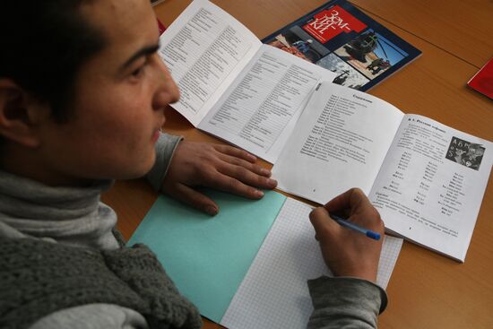 Russian language courses for migrants in Novosibirsk