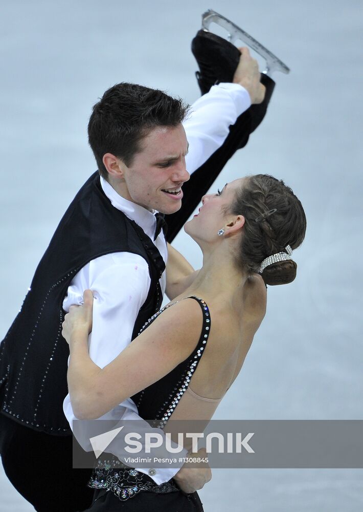 Figure Skating. Junior Grand Prix Final. Pairs