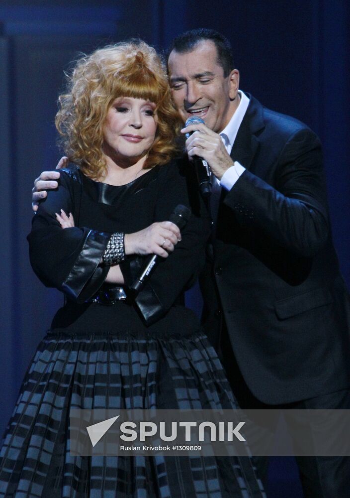 Alla Pugacheva's Christmas Meetings