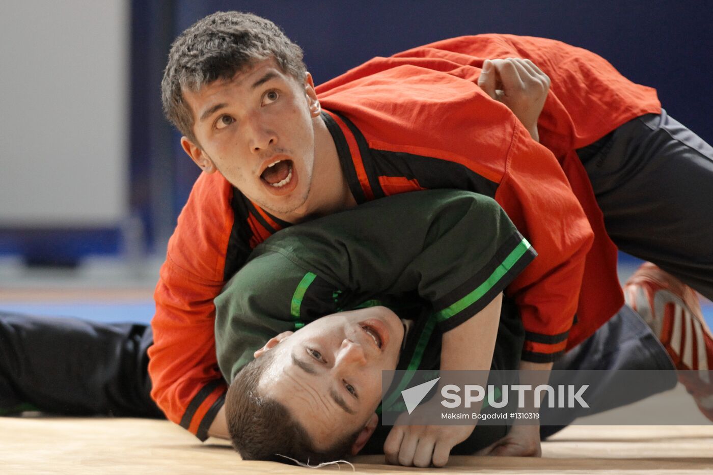 Belt wrestling. Russian Championship