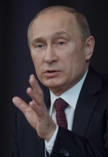 President Vladimir Putin meets with his representatives