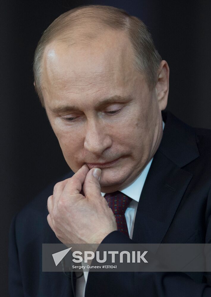 President Vladimir Putin meets with his representatives