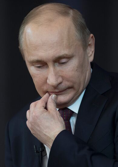 President Vladimir Putin meets with his representatives
