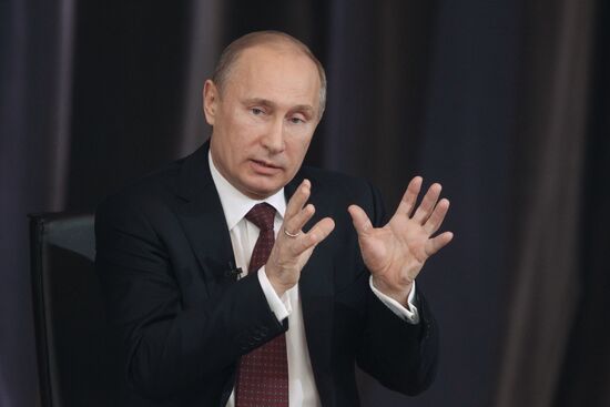 President Vladimir Putin meets with his representatives