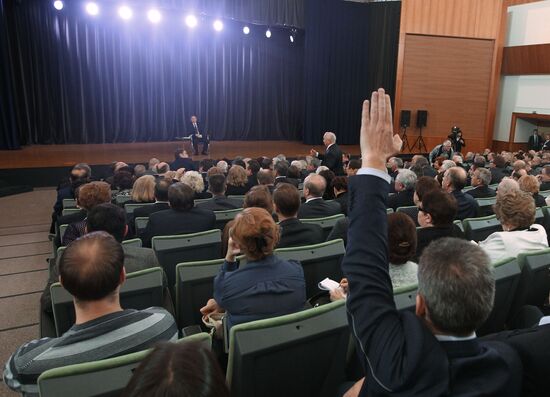 President Vladimir Putin meets with his representatives