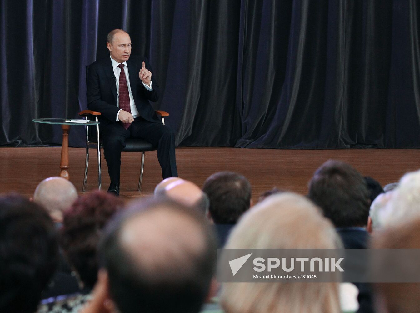 President Vladimir Putin meets with his representatives