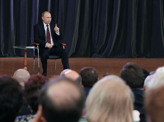 President Vladimir Putin meets with his representatives