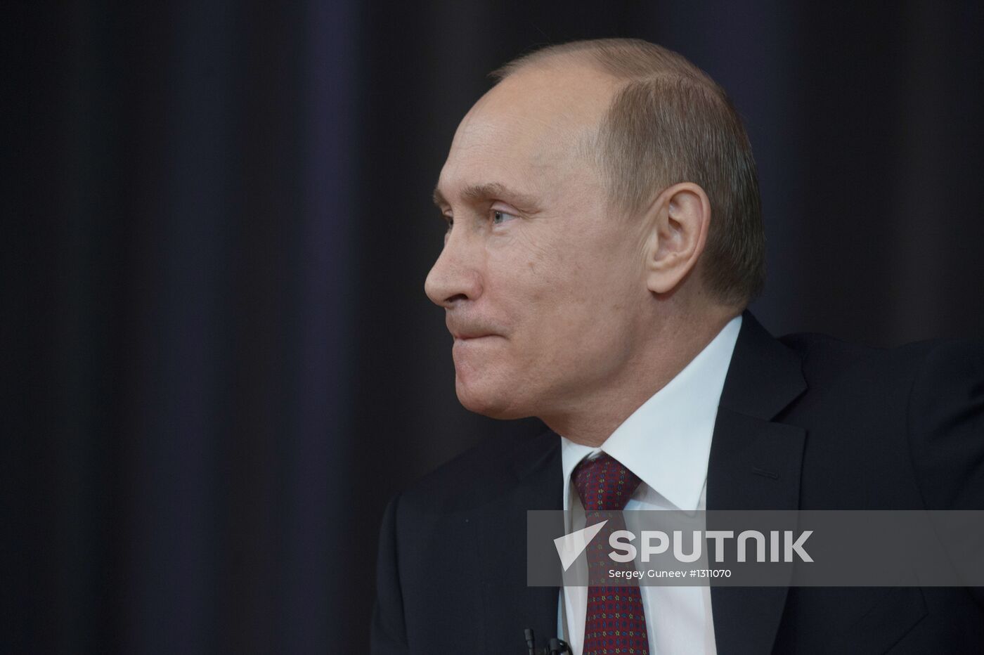 President Vladimir Putin meets with his representatives