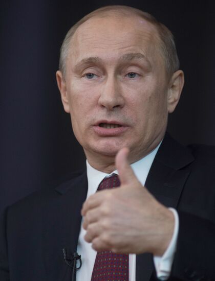 President Vladimir Putin meets with his representatives