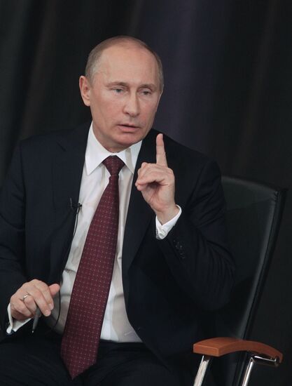 President Vladimir Putin meets with his representatives