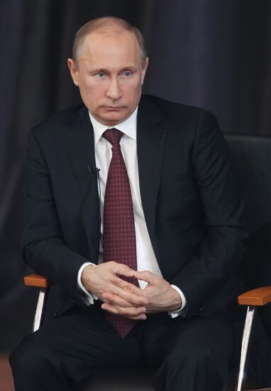 President Vladimir Putin meets with his representatives
