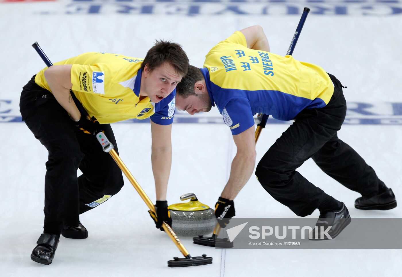 European Curling Championships. Day 5