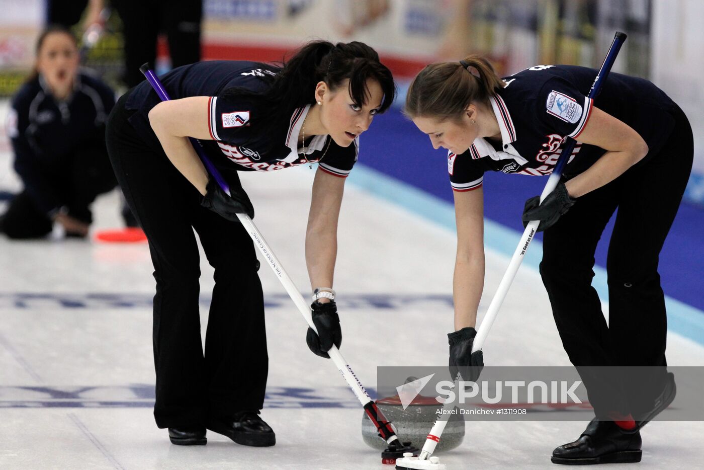 European Curling Championships. Day 5