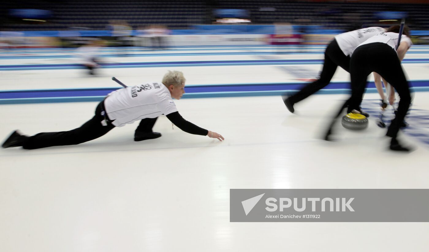 European Curling Championships. Day 5