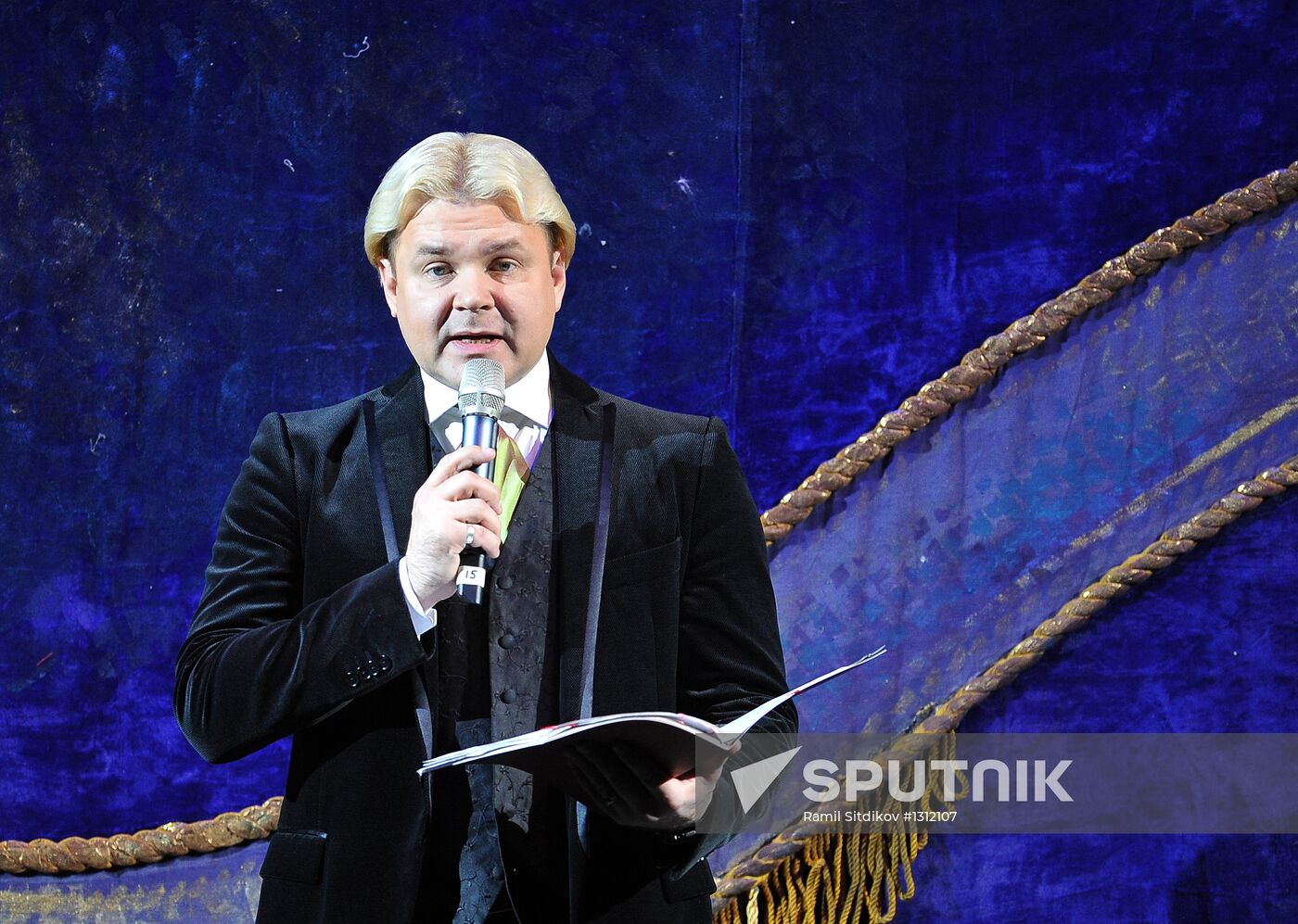 Benefit by ballerina Ilze Liepa on Bolshoi Theatre New stage