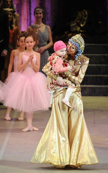 Benefit by ballerina Ilze Liepa on Bolshoi Theatre New stage