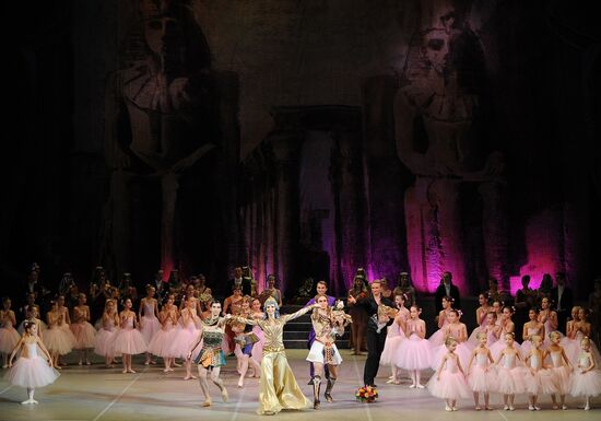 Benefit by ballerina Ilze Liepa on Bolshoi Theatre New stage
