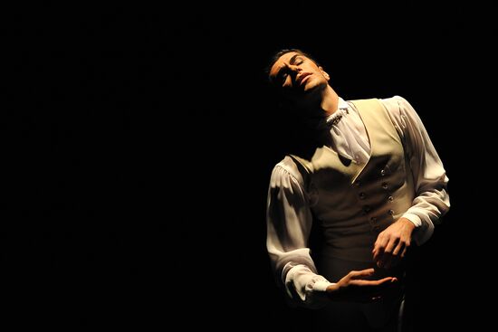 Benefit by ballerina Ilze Liepa on Bolshoi Theatre New stage