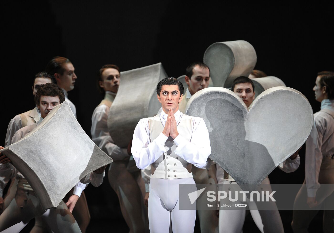 Benefit by ballerina Ilze Liepa on Bolshoi Theatre New stage