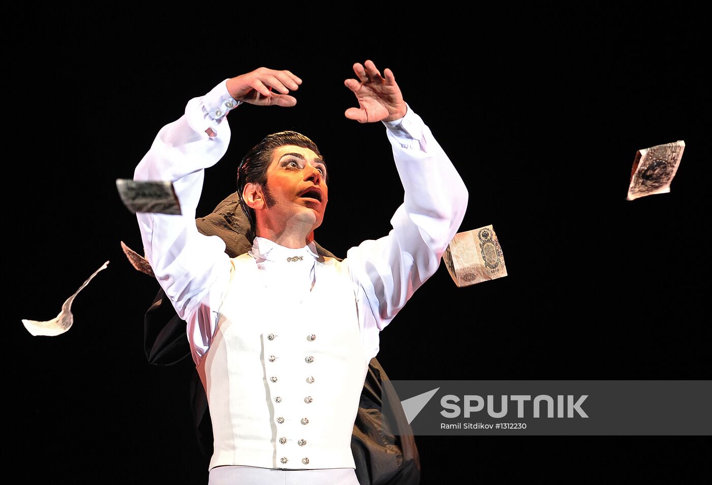 Benefit by ballerina Ilze Liepa on Bolshoi Theatre New stage
