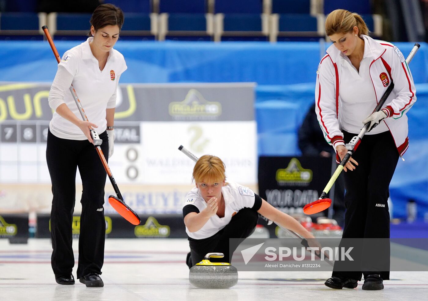 European Curling Championships. Day 5