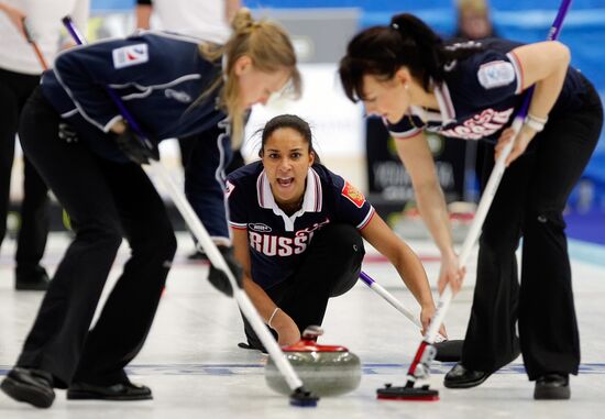 European Curling Championships. Day 5