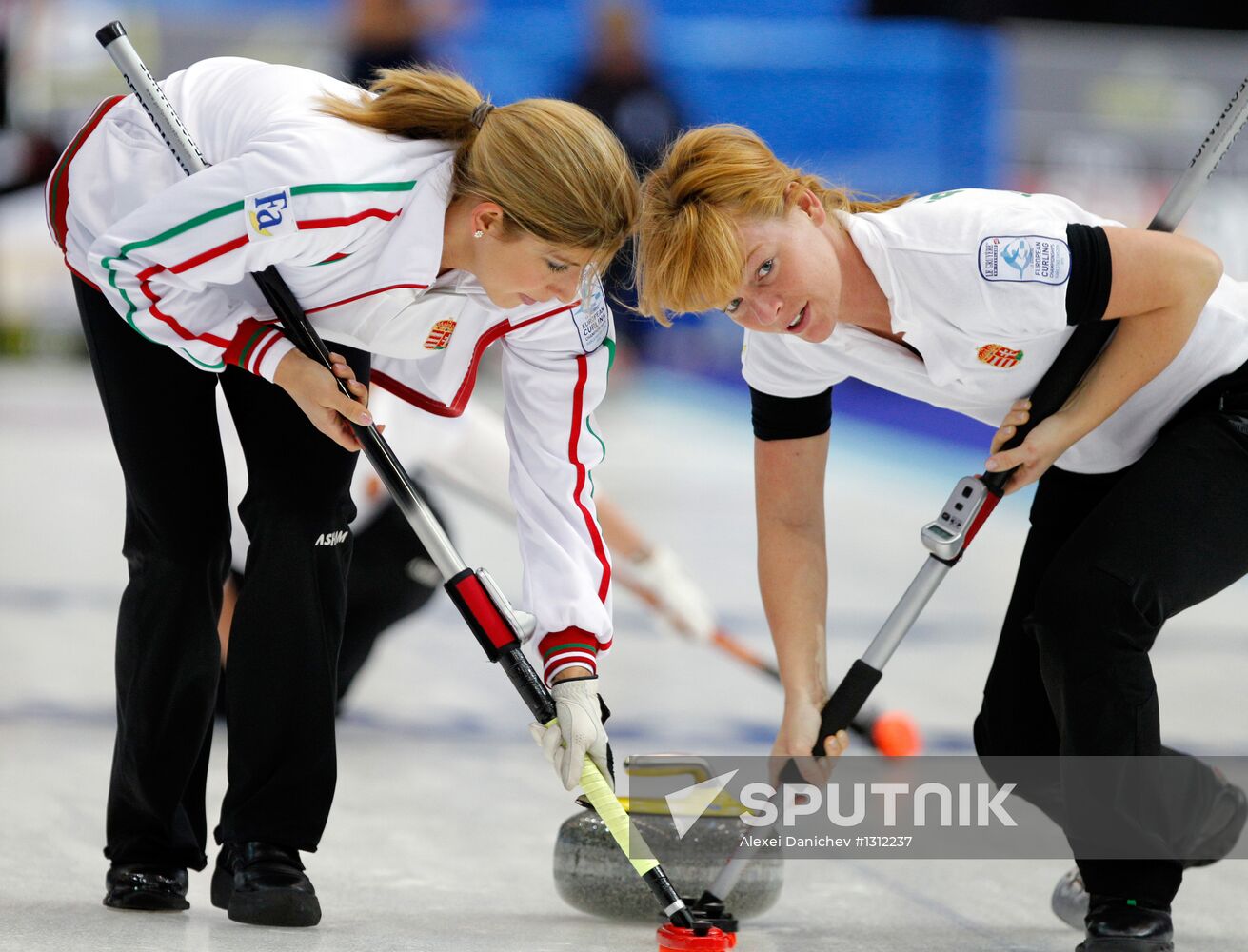 European Curling Championships. Day 5