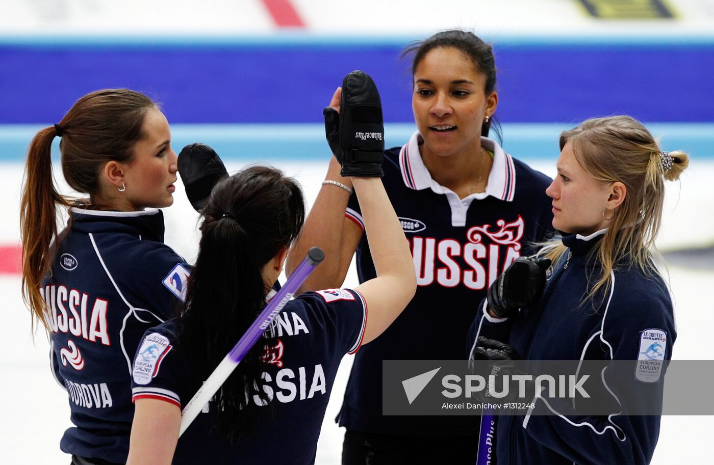 European Curling Championships. Day 5