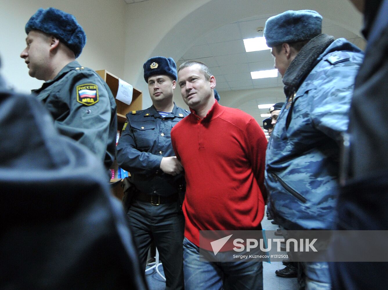 Court considers extendng arrest for Leonid Razvozzhaev