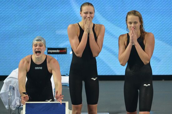 Swimming World Championships. Day 1