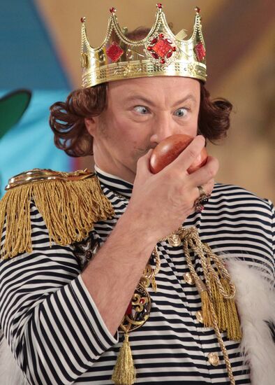 Filming of New Year's Eve TV musical Little Red Riding Hood