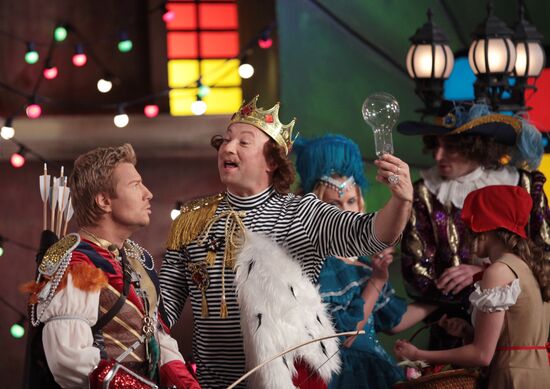 Filming of New Year's Eve TV musical Little Red Riding Hood