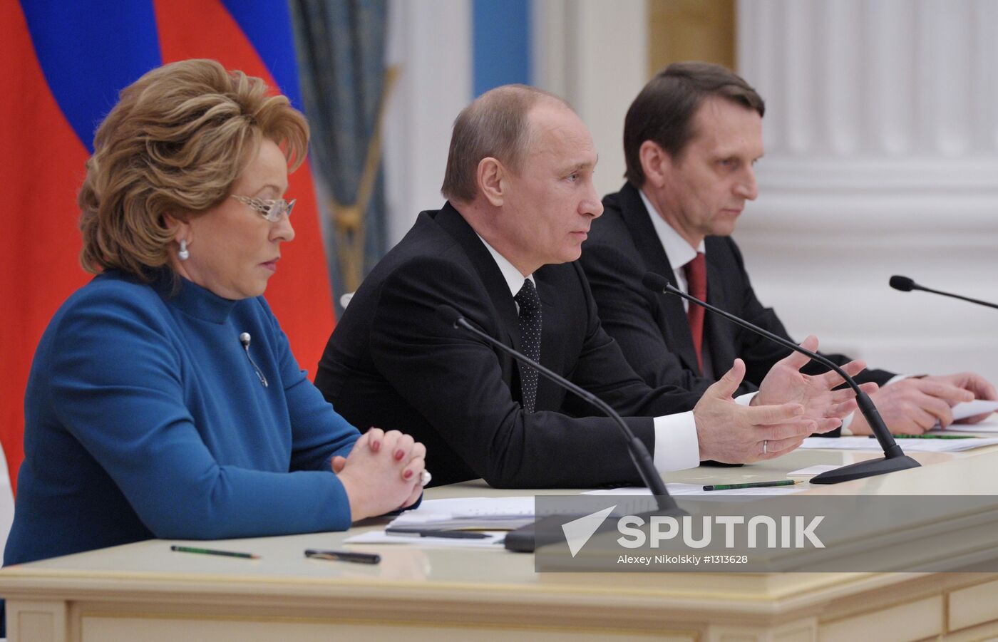 Vladimir Putin meets with Lawmakers Council