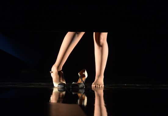 Rehearsal of play "Sailors and Whores" in Moscow