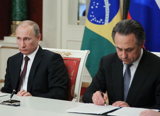 Vladimir Putin and Dilma Rousseff meet in Moscow