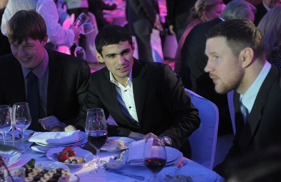 Moscow hosts Russian Olympians Ball 2012