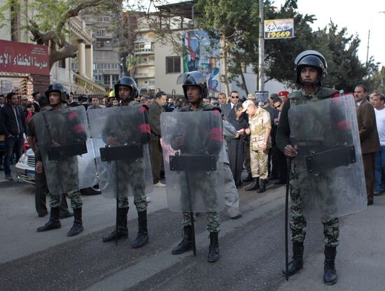 Egypt holds referendum on new constitution