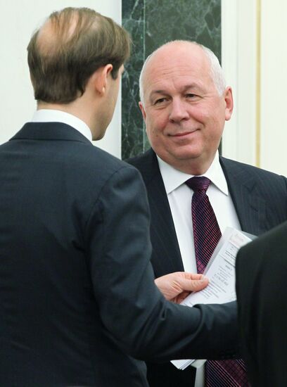 Vladimir Putin holds meeting of MTC Commission