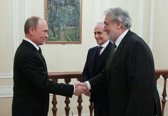 Vladimir Putin meets with Jose Carreras and Placido Domingo