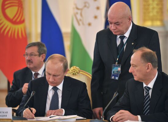 Vladimir Putin at CSTO Council meeting in the Kremlin