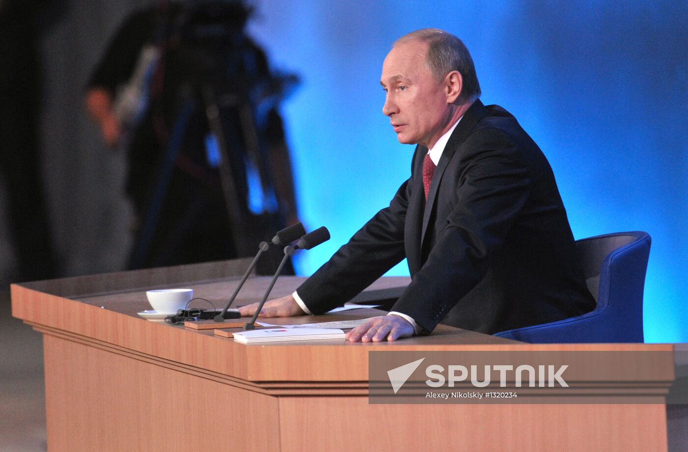 Vladimir Putin gives news conference