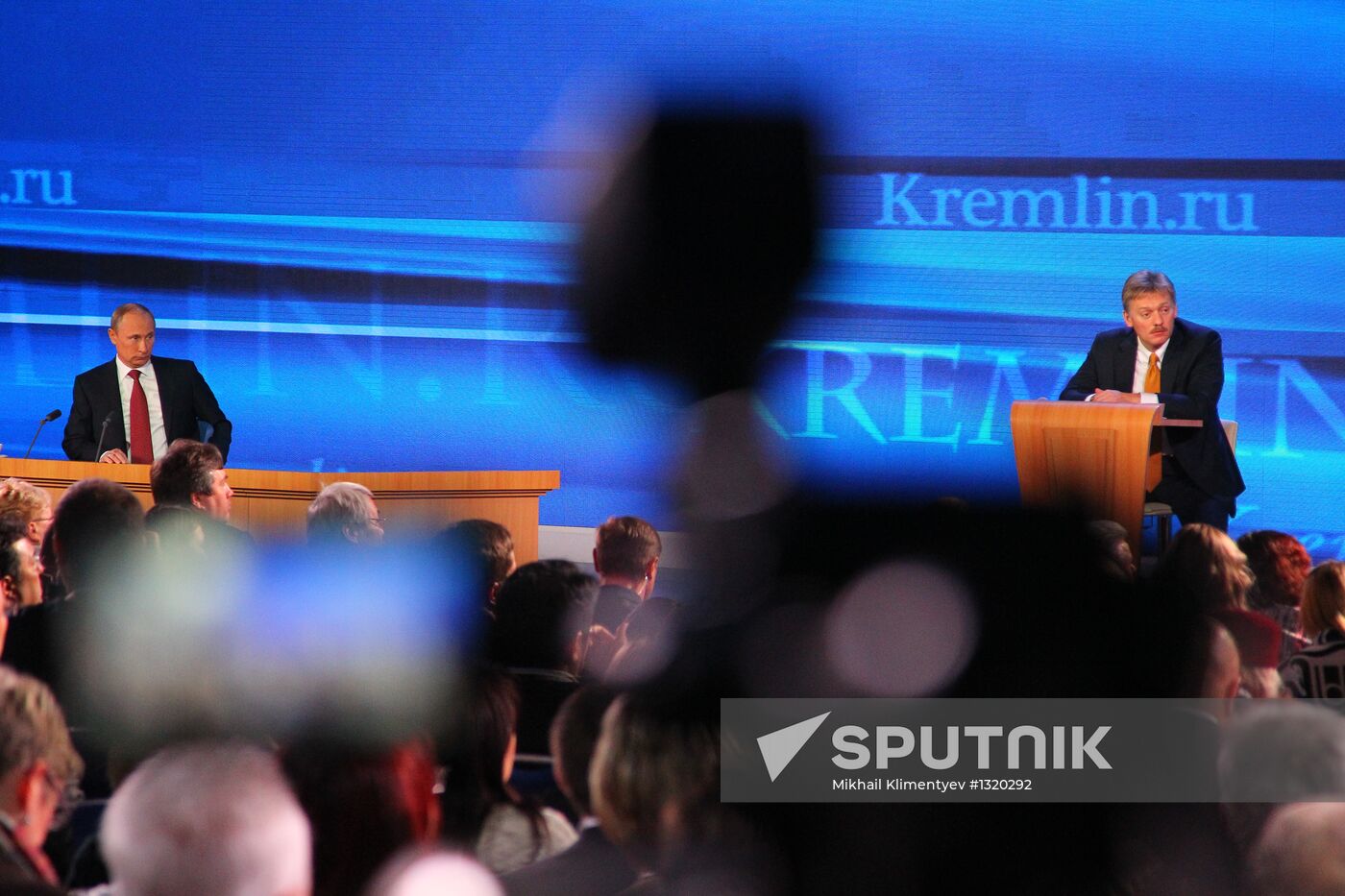Vladimir Putin gives news conference