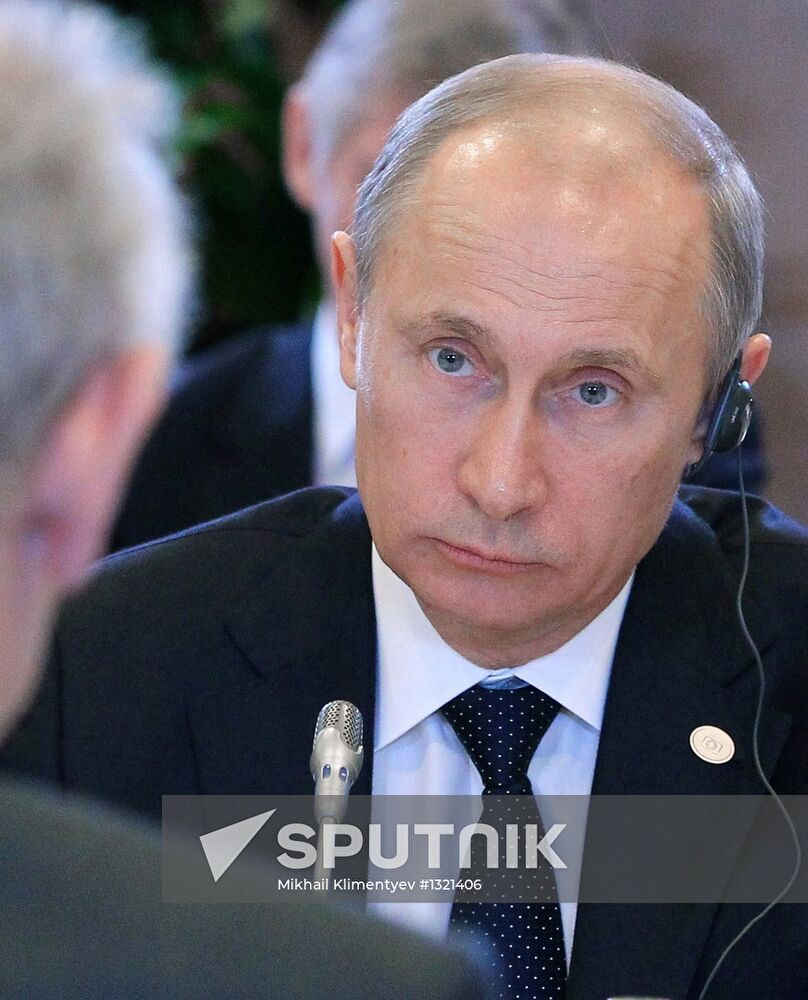 Vladimir Putin at Russia-EU summit in Brussels