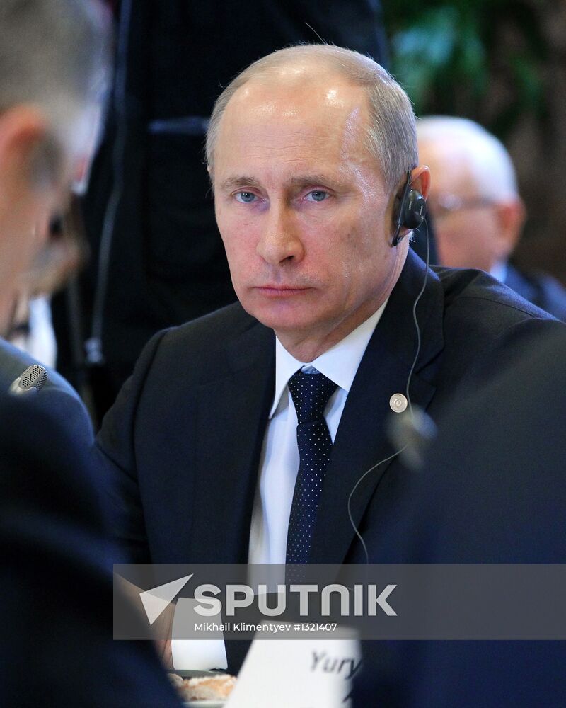 Vladimir Putin at Russia-EU summit in Brussels