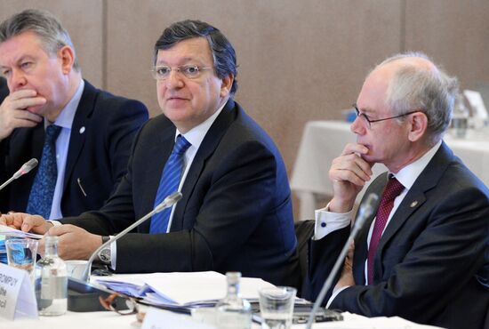 Vladimir Putin at Russia-EU summit in Brussels