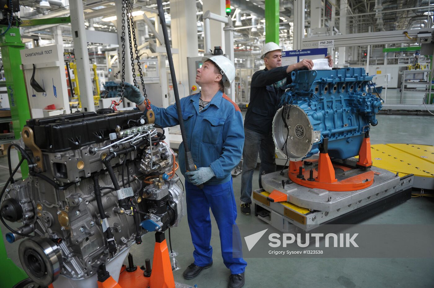 Work of the "Avtodiesel" motor plant in Yaroslavl