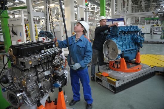 Work of the "Avtodiesel" motor plant in Yaroslavl