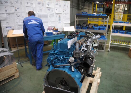 Work of the "Avtodiesel" motor plant in Yaroslavl